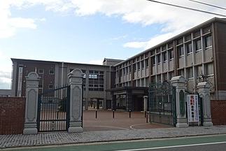 福岡県立伝習館高等学校