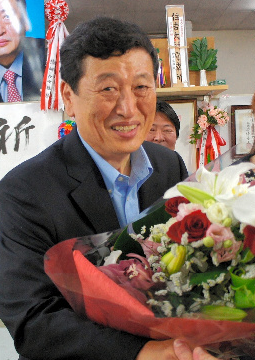 柳本卓治