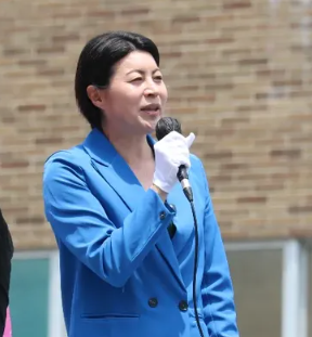 中村真衣